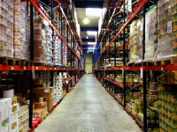 service aux professionnels, secteur agroalimentaire, marchés, balayage, nettoyage, rangement, sécurité au travail